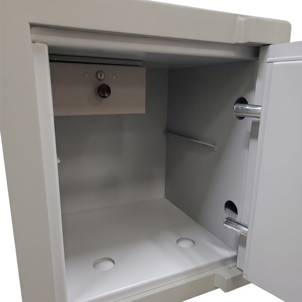 Pre-Used CMI Plate Door Safe No. SG136 - Interior View