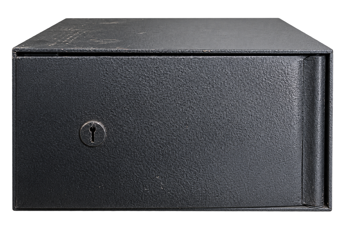 Pre-Used Plate Door Safe No. SG47 - Front View